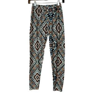 5/$25 Aztec Print Leggings